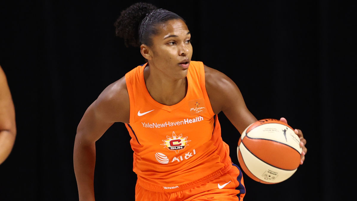 Connecticut Sun forward Alyssa Thomas
