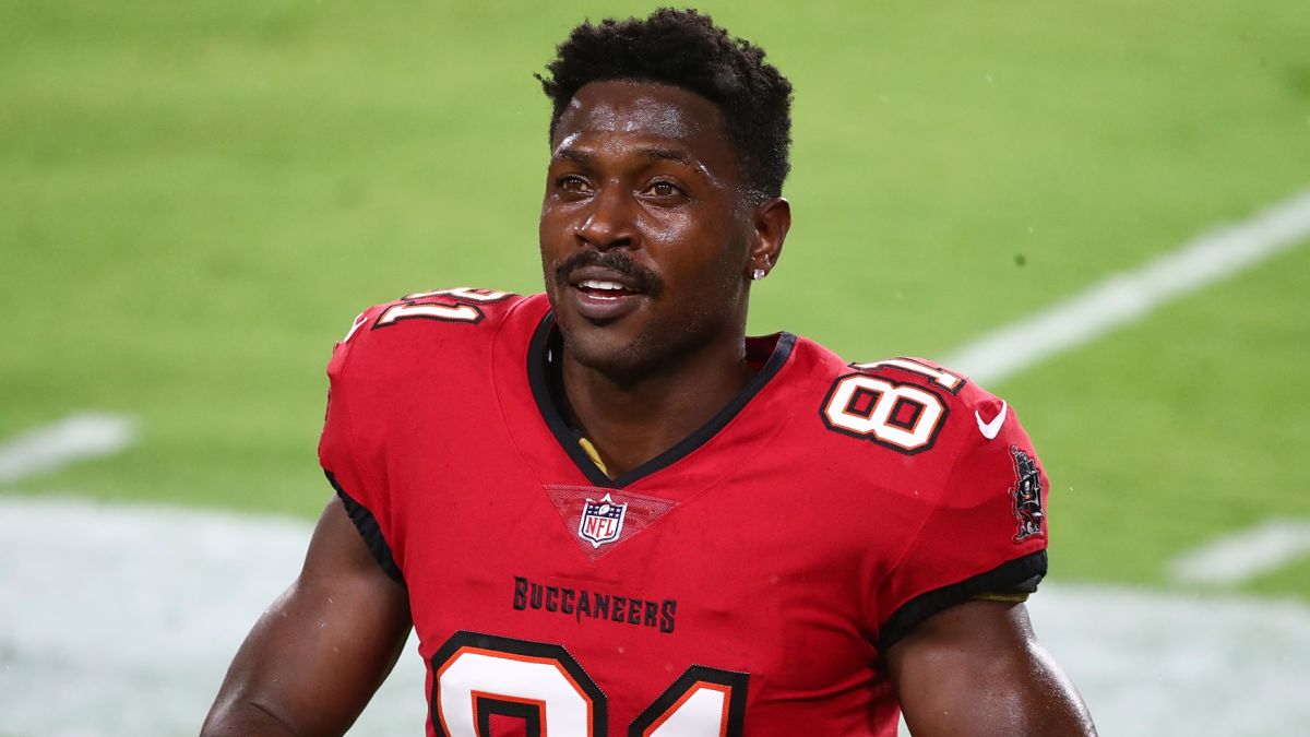 Tampa Bay Buccaneers wide receiver Antonio Brown