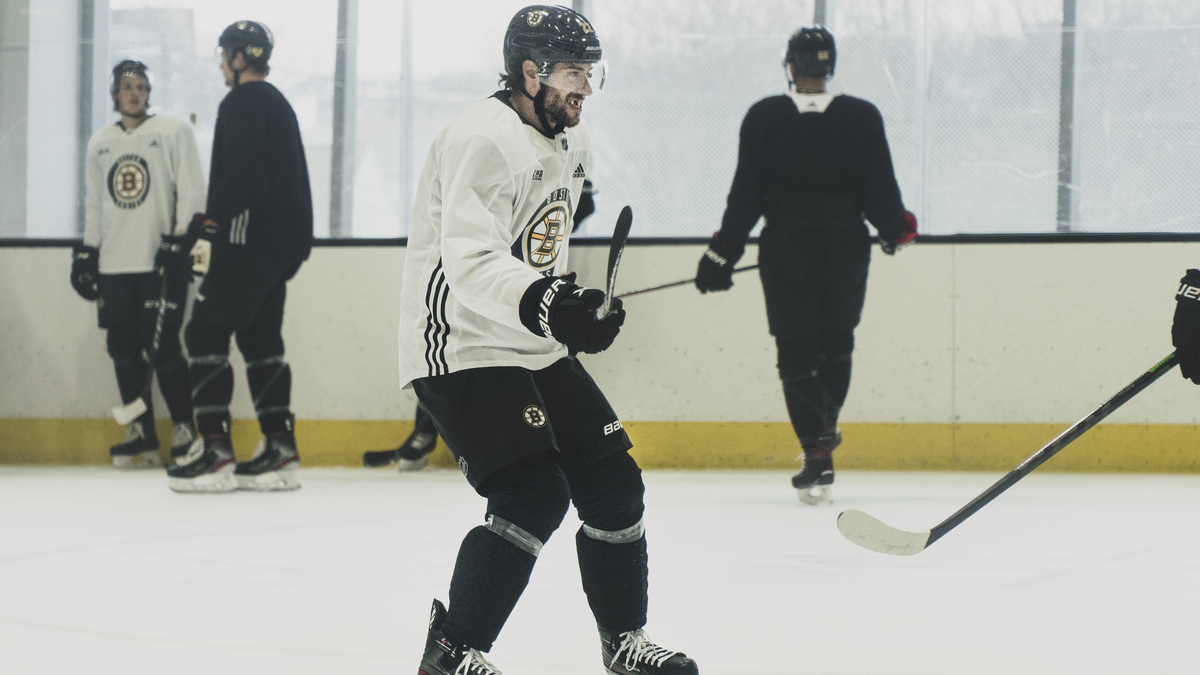 Boston Bruins winger Craig Smith