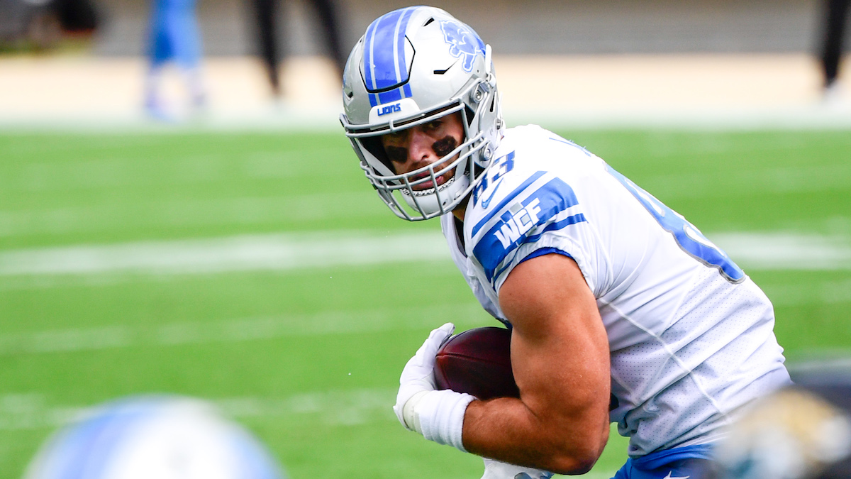 Lions tight end Jesse James
