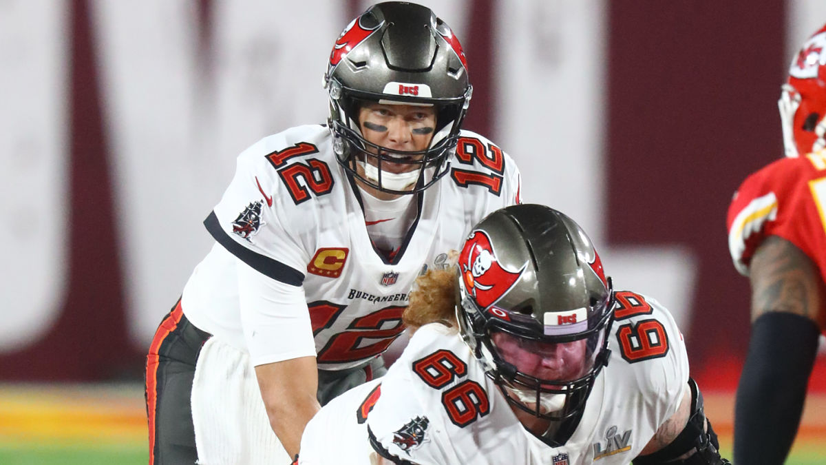 Tampa Bay Buccaneers quarterback Tom Brady and center Ryan Jensen