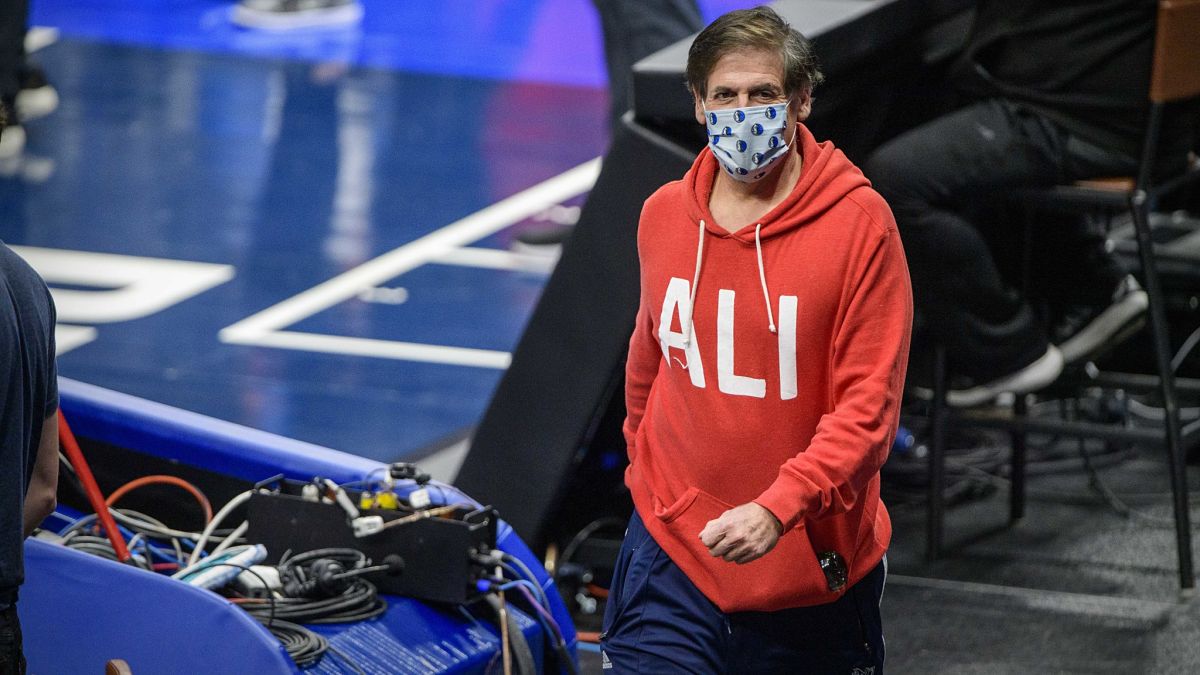 Dallas Mavericks owner Mark Cuban