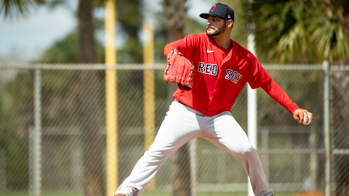 Boston Red Sox starting pitcher Martin Peréz