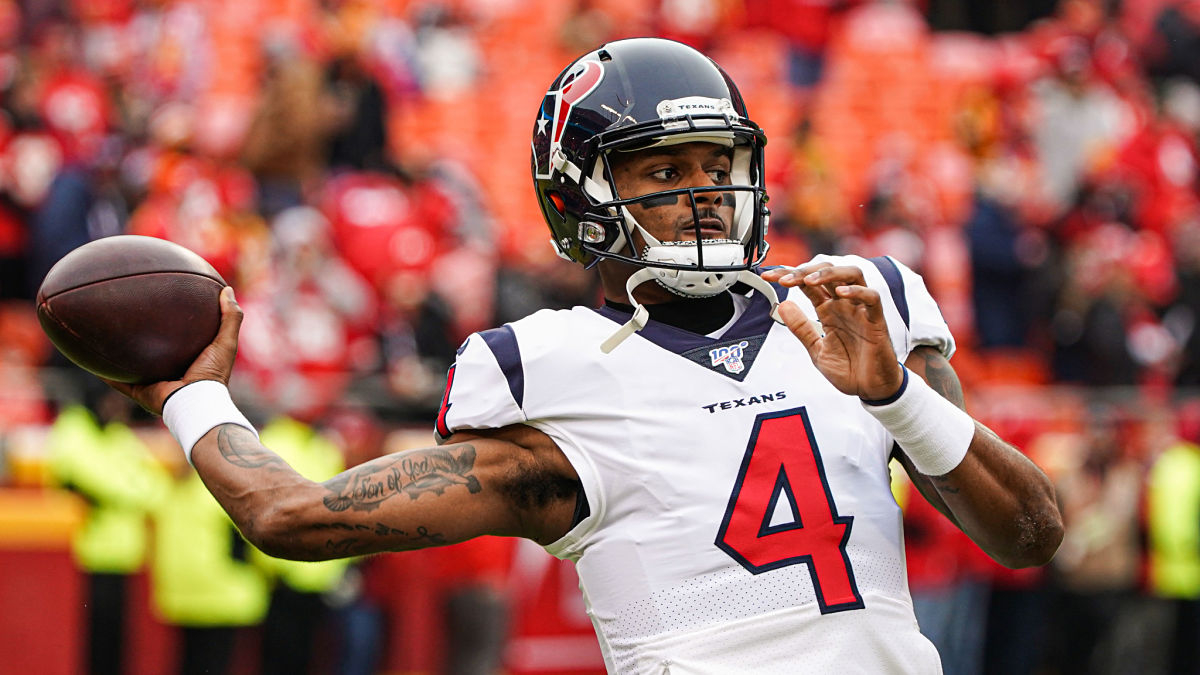 Cleveland Browns quarterback Deshaun Watson