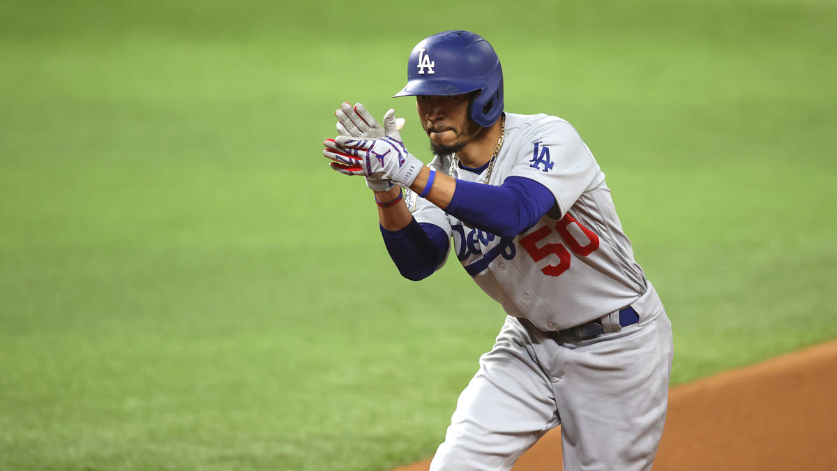 Los Angeles Dodgers outfielder Mookie Betts