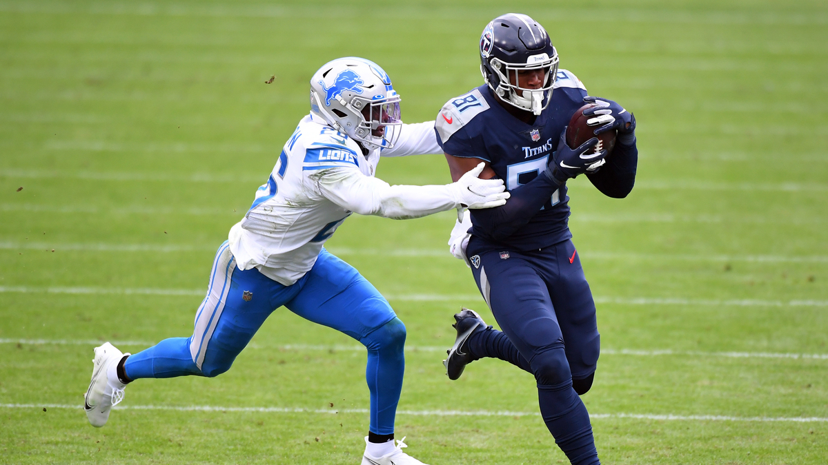 New England Patriots tight end Jonnu Smith