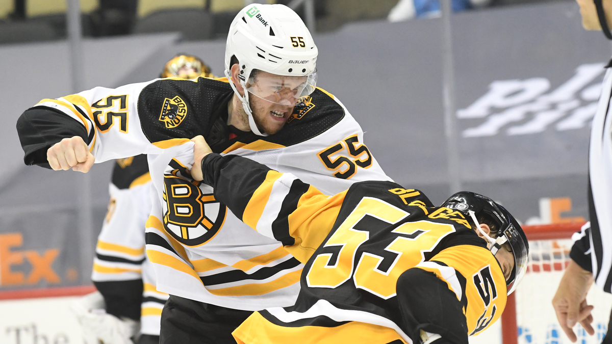 Boston Bruins Defenseman Jeremy Lauzon