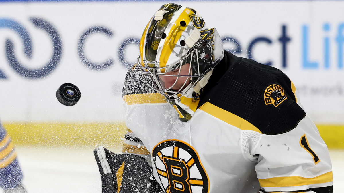 Boston Bruins Goalie Jeremy Swayman