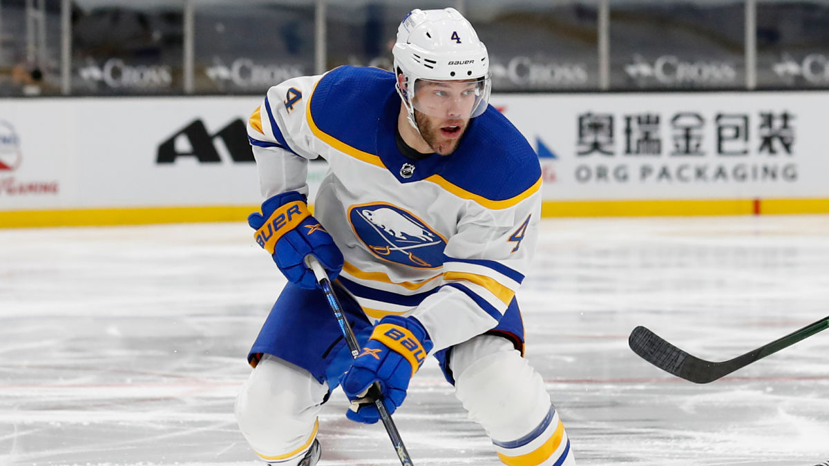Boston Bruins winger Taylor Hall