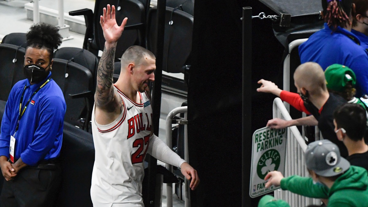 Chicago Bulls center Daniel Theis