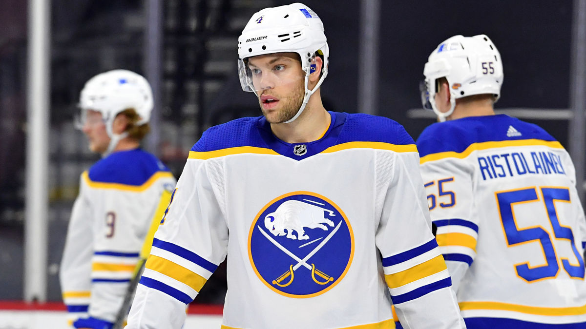 Boston Bruins winger Taylor Hall
