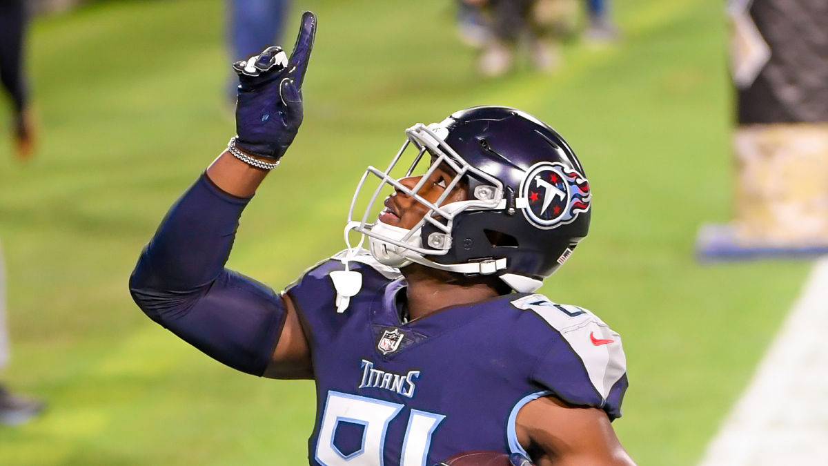 New England Patriots tight end Jonnu Smith