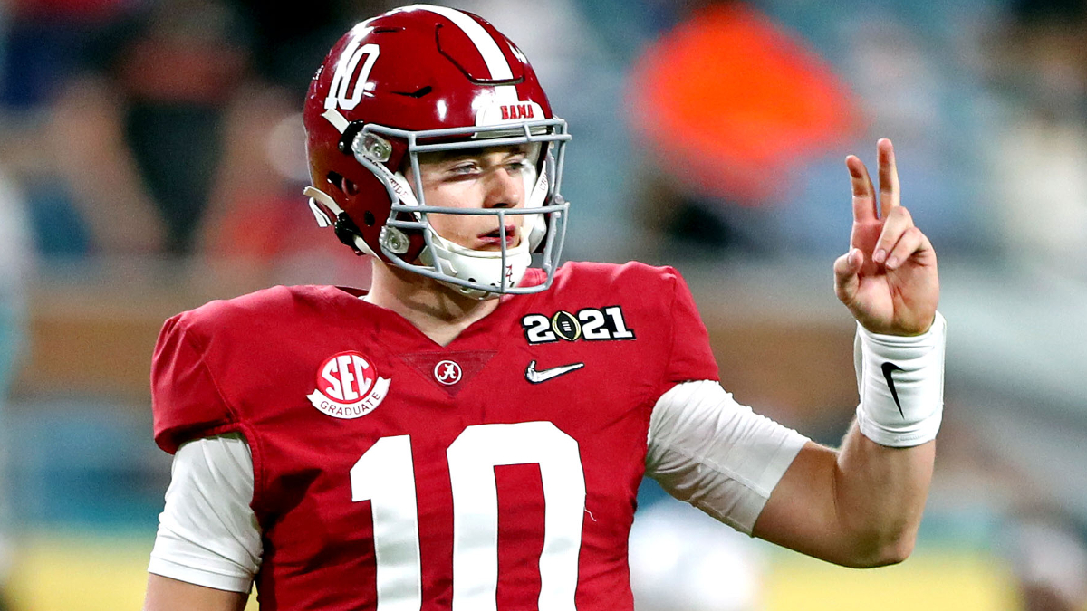Alabama Crimson Tide quarterback Mac Jones