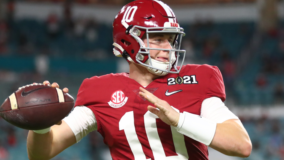 Alabama Crimson Tide quarterback Mac Jones