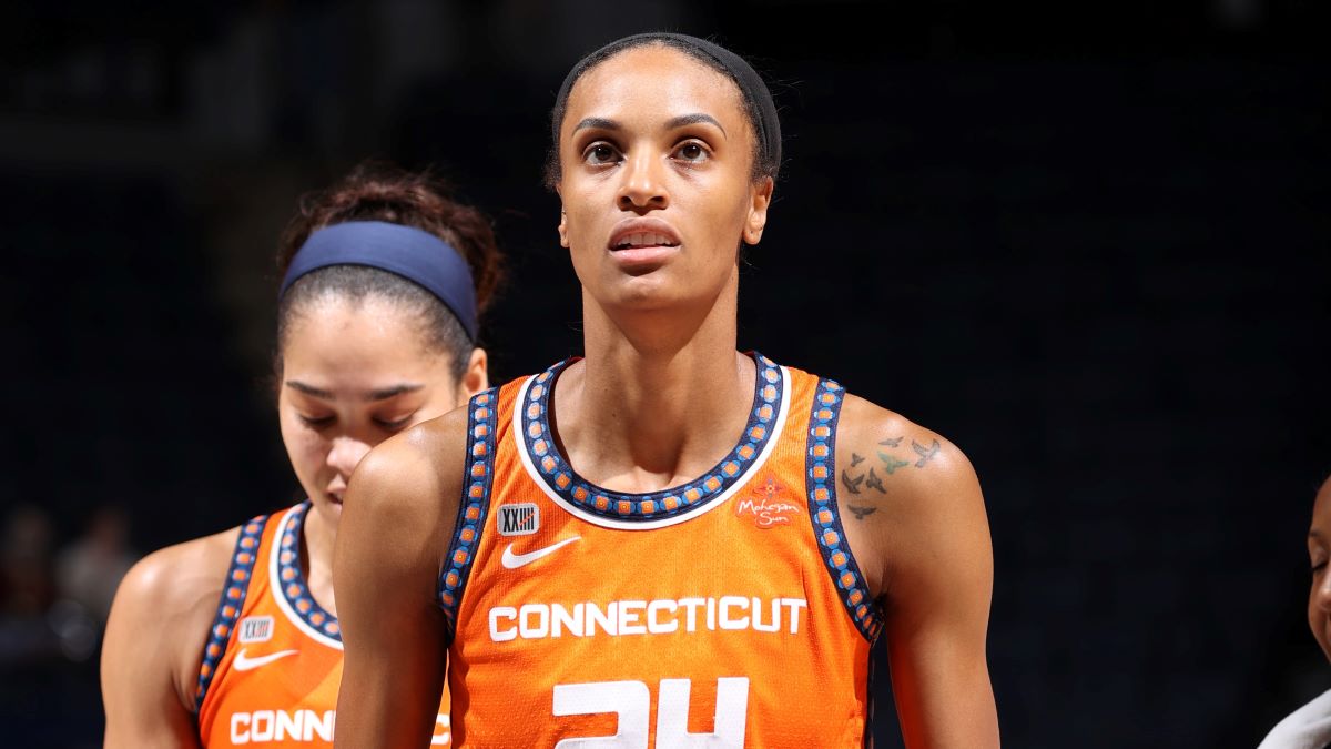 CT Sun guard DeWanna Bonner