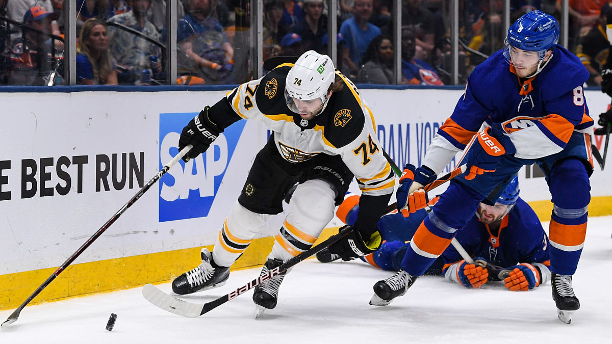Boston Bruins winger Jake DeBrusk