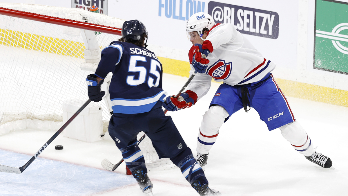 Winnipeg Jets forward Mark Scheifele, Montreal Canadiens forward Jake Evans