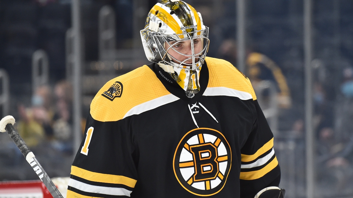 Boston Bruins goaltender Jeremy Swayman