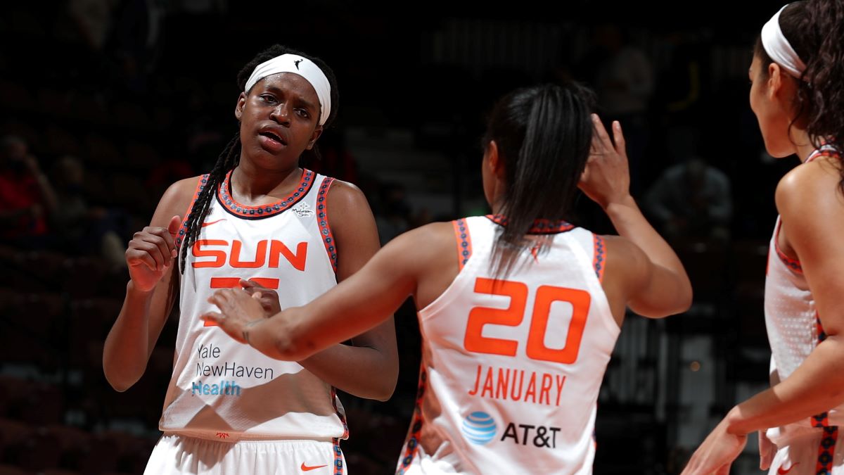 CT Sun players Jonquel Jones and Briann January