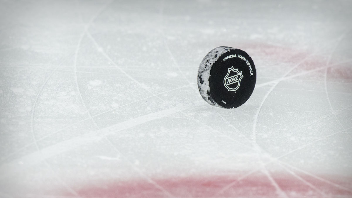 NHL puck