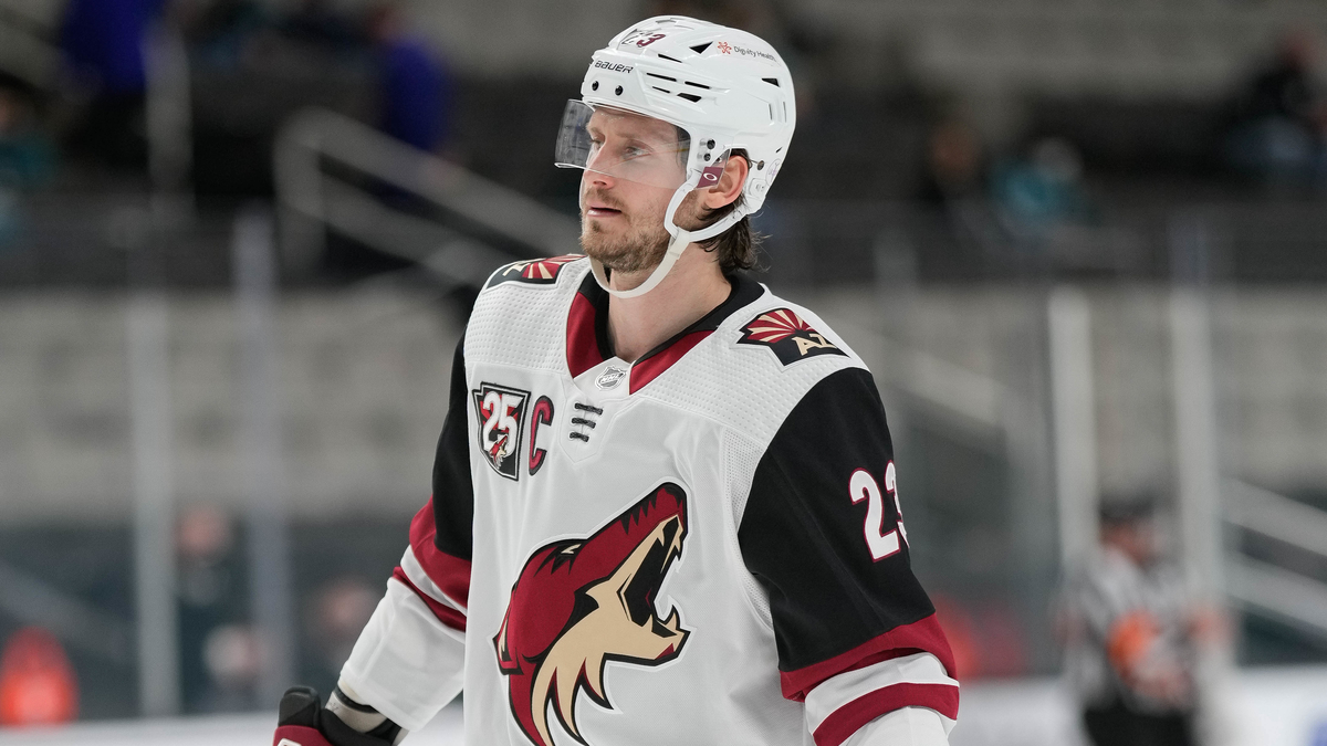 Vancouver Canucks defenseman Oliver Ekman-Larsson