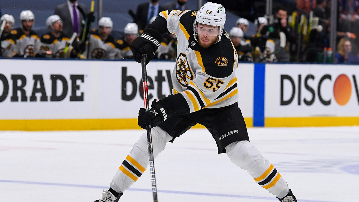 Boston Bruins defenseman Jeremy Lauzon
