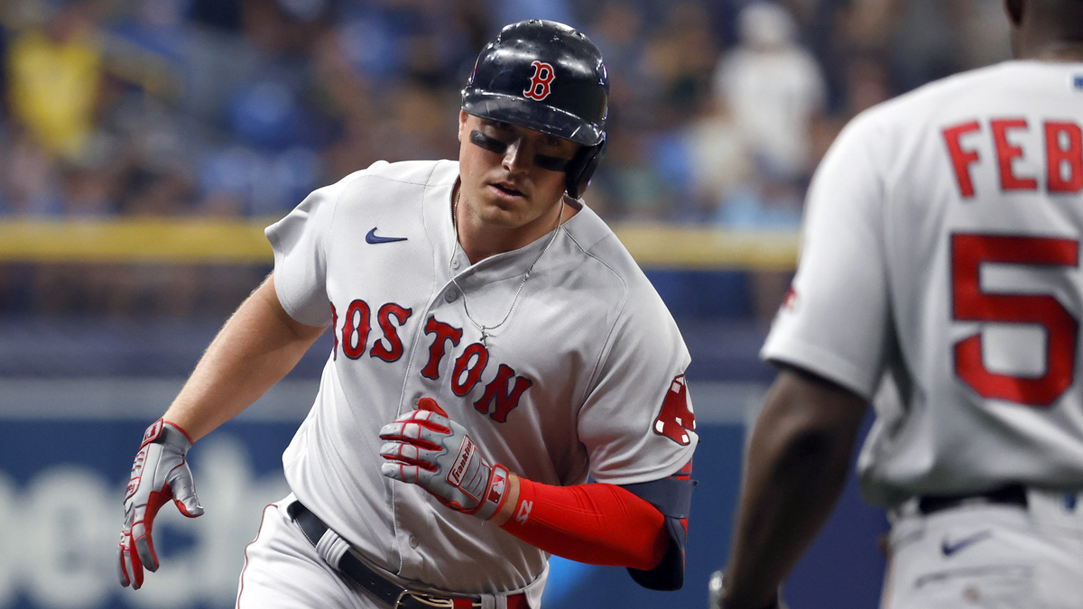 Boston Red Sox right fielder Hunter Renfroe