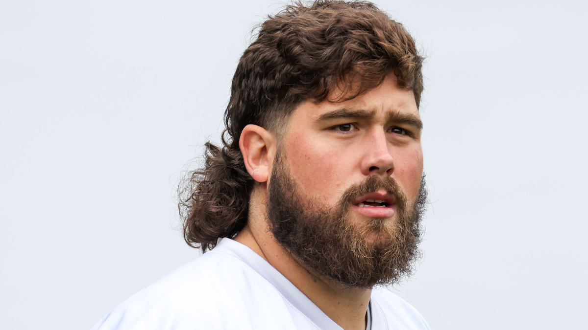 New England Patriots center David Andrews
