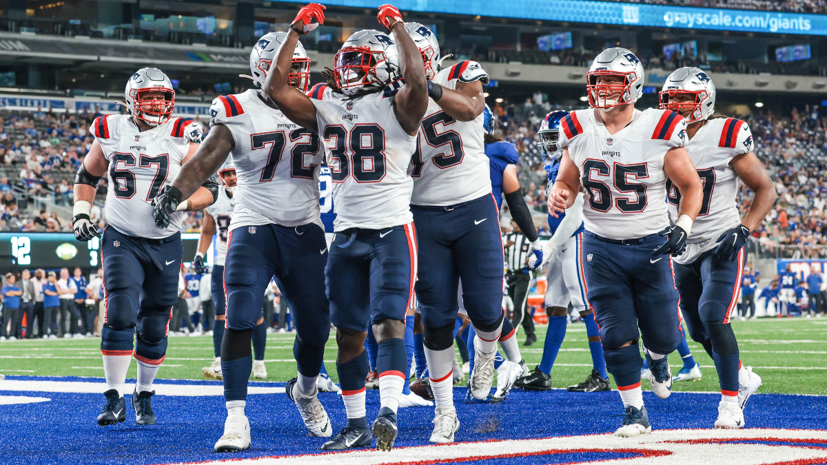 New England Patriots running back Rhamondre Stevenson
