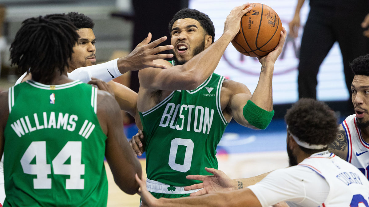 Boston Celtics center Robert Williams and forward Jayson Tatum