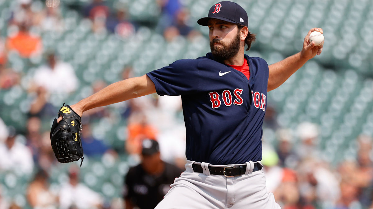 Boston Red Sox pitcher Austin Davis