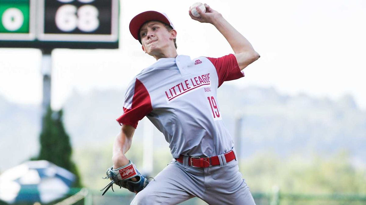 Little League pitcher Gavin Weir