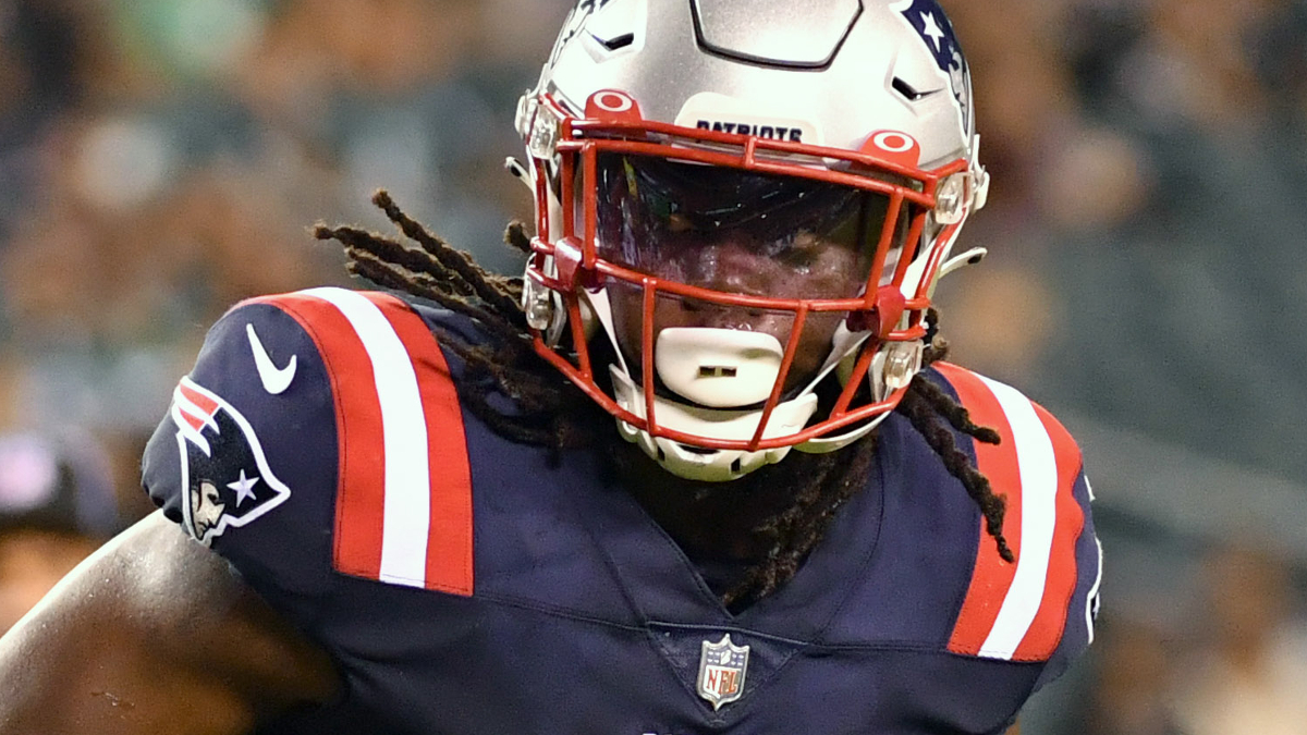 New England Patriots running back Rhamondre Stevenson