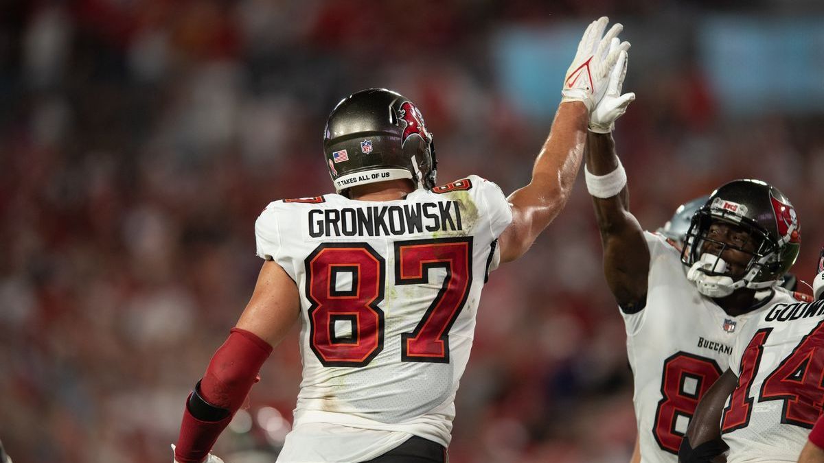 Tampa Bay Buccaneers tight end Rob Gronkowski