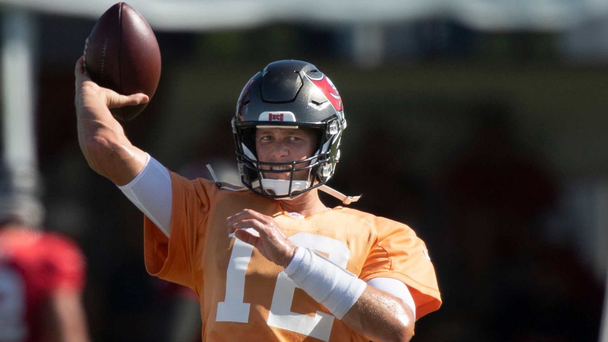 Tampa Bay Buccaneers quarterback Tom Brady