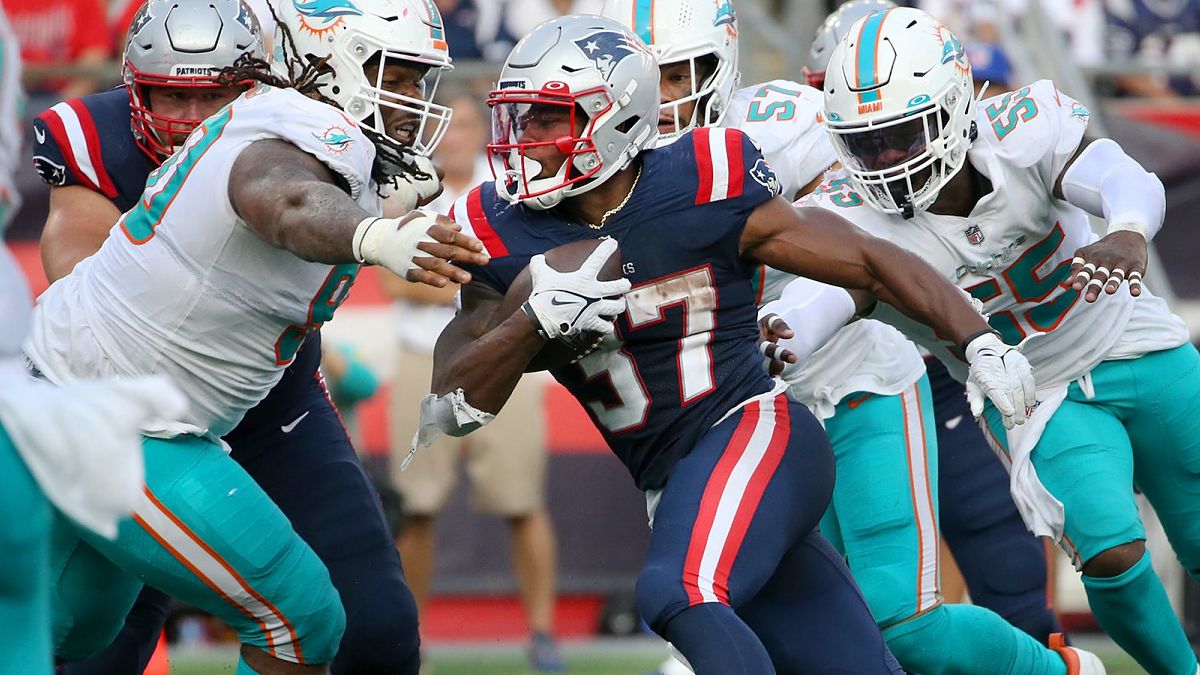 New England Patriots running back Damien Harris