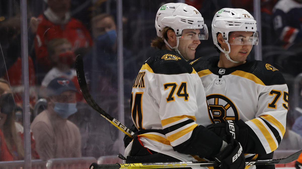Boston Bruins left wing Jake DeBrusk