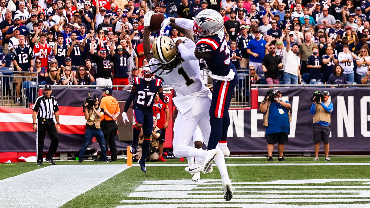 New England Patriots cornerback Jonathan Jones and New Orleans Saints wide receiver Marquez Callaway