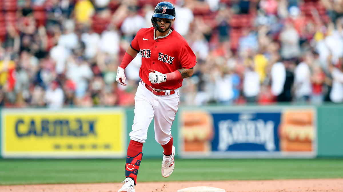 Boston Red Sox infielder Jonathan Arauz