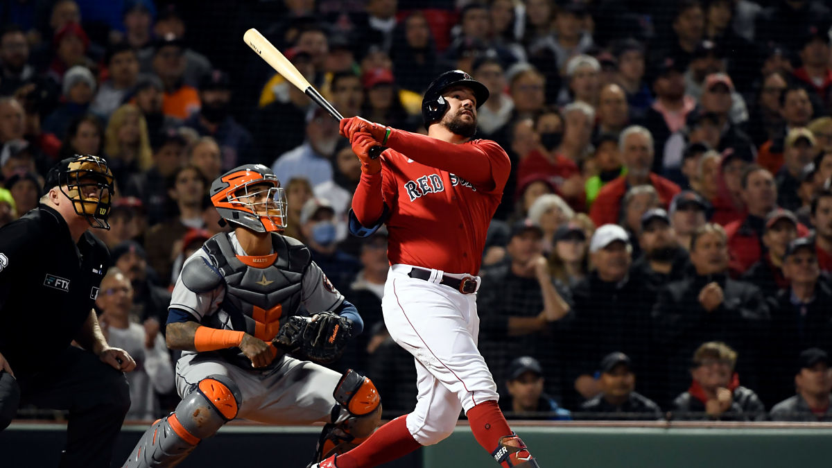 Red Sox infielder Kyle Schwarber