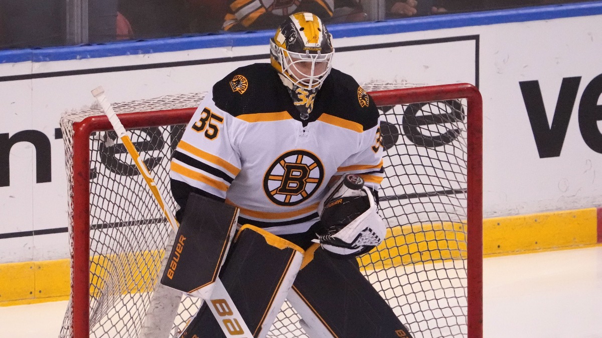 Boston Bruins goaltender Linus Ullmark