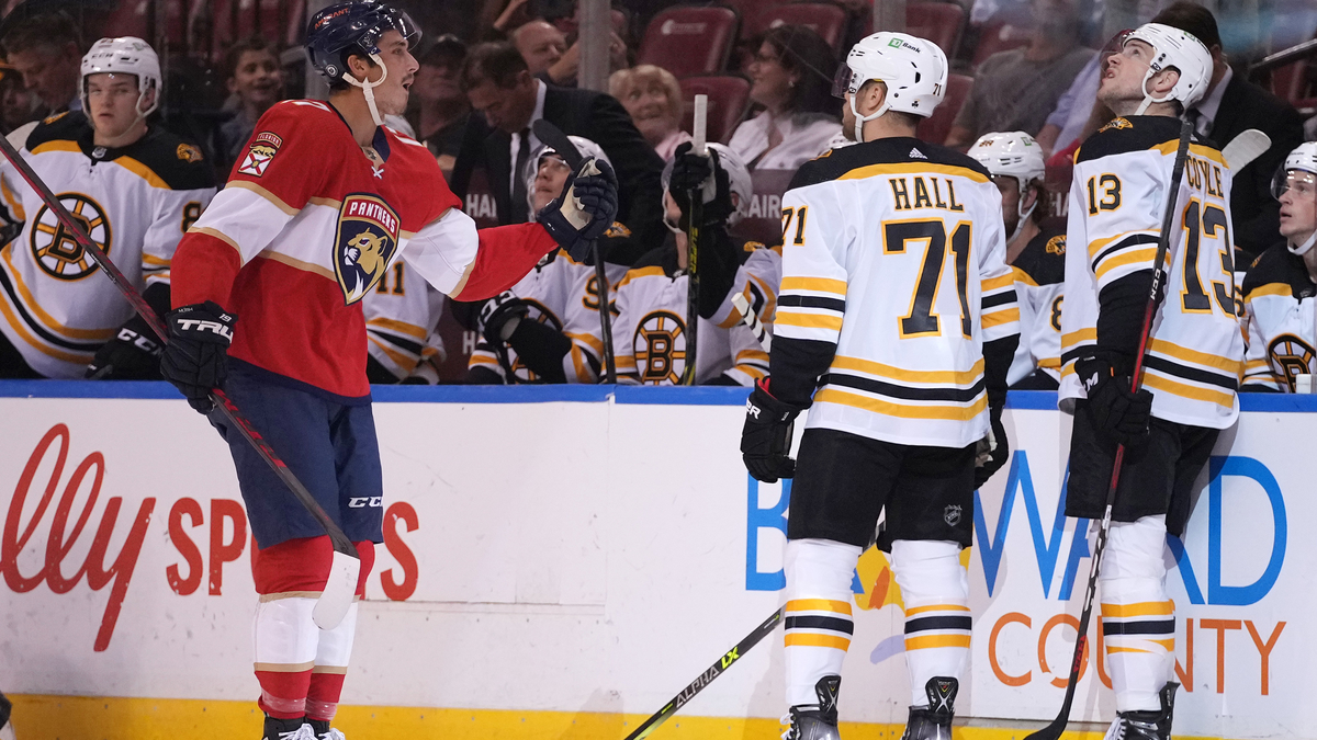 Florida Panthers forward Mason Marchment
