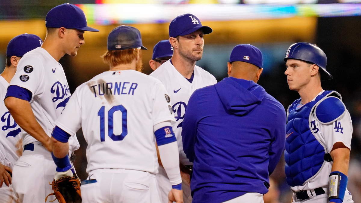 Los Angeles Dodgers pitcher Max Scherzer, manager Dave Roberts