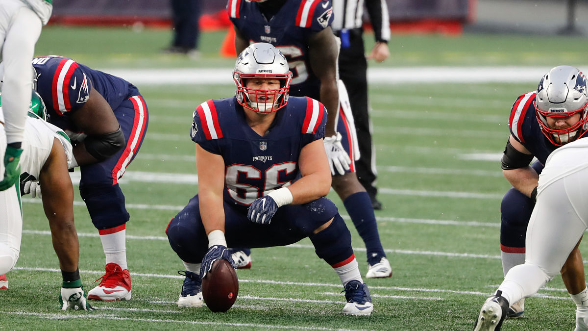 New England Patriots offensive lineman James Ferentz