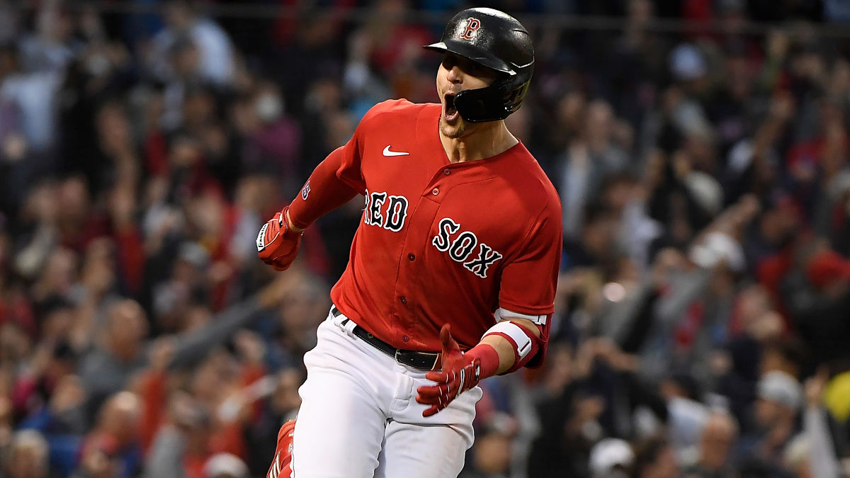 Boston Red Sox outfielder Kike Hernandez