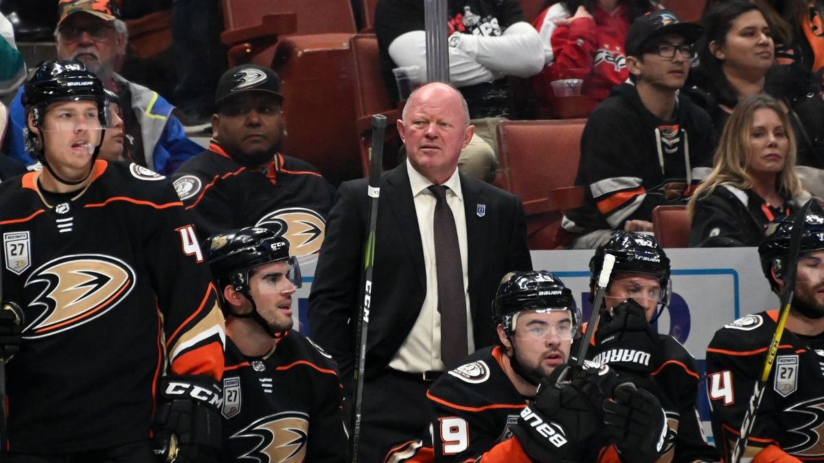 Anaheim Ducks general manager Bob Murray