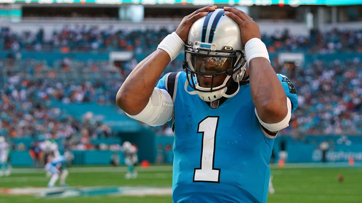 Carolina Pantehrs quarterback Cam Newton