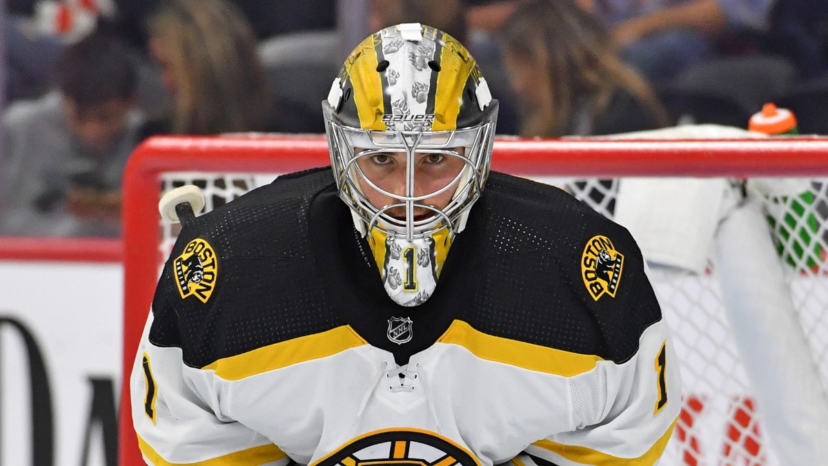 Boston Bruins goalie Jeremy Swayman