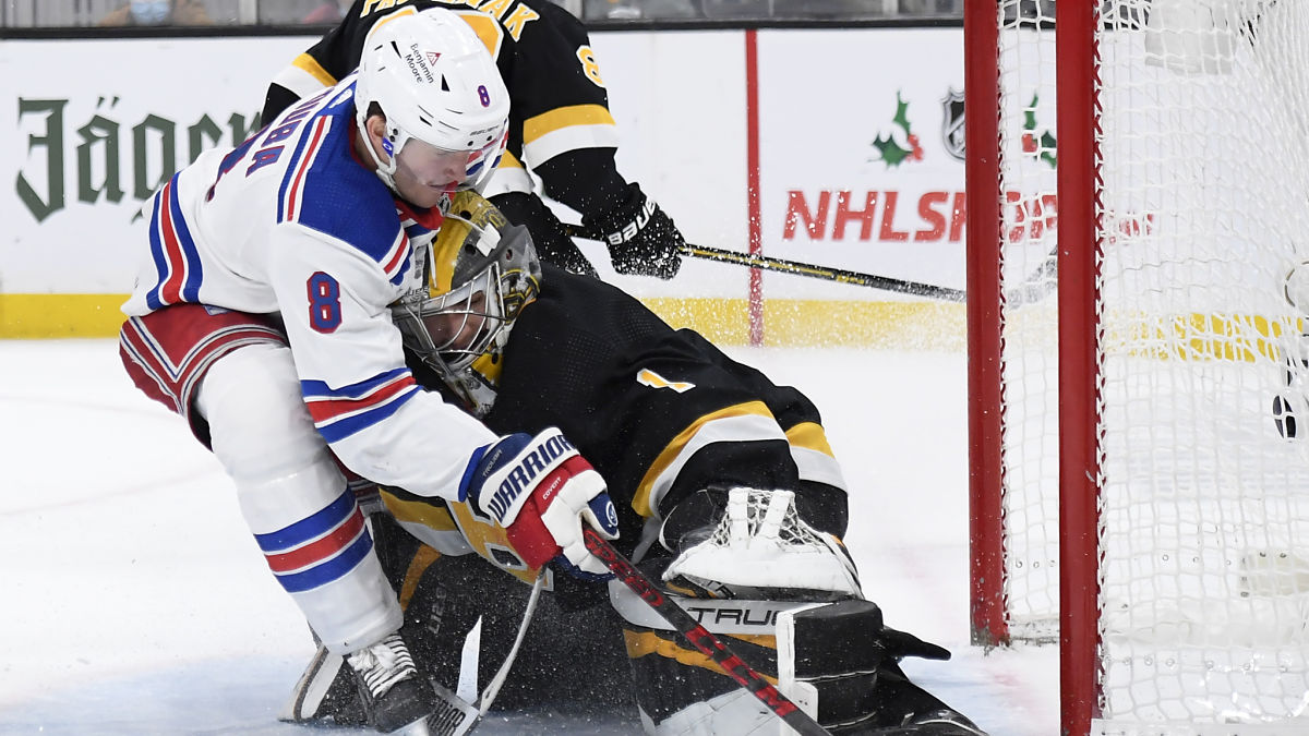Boston Bruins goalie Jeremy Swayman