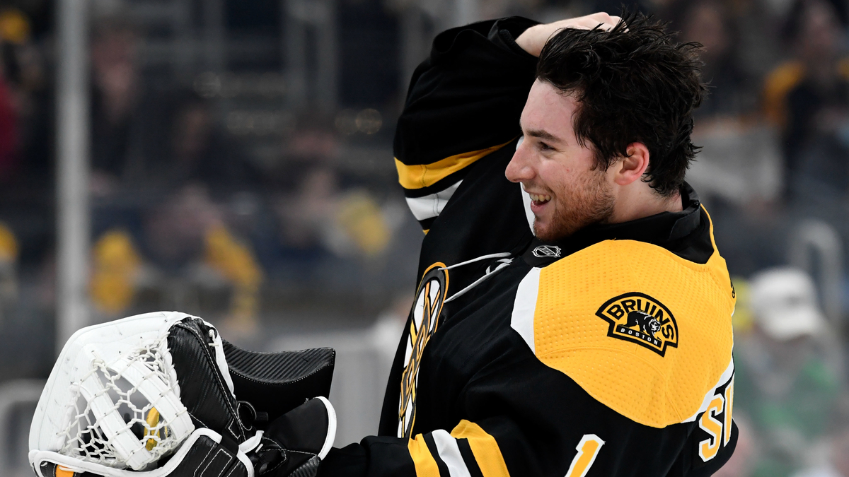 Boston Bruins goalie Jeremy Swayman